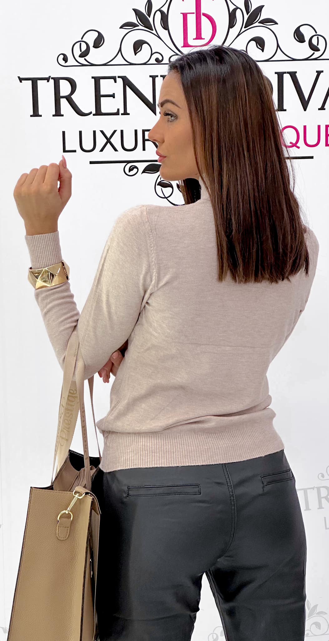 Soft knitted fabric half turtleneck - Image 7