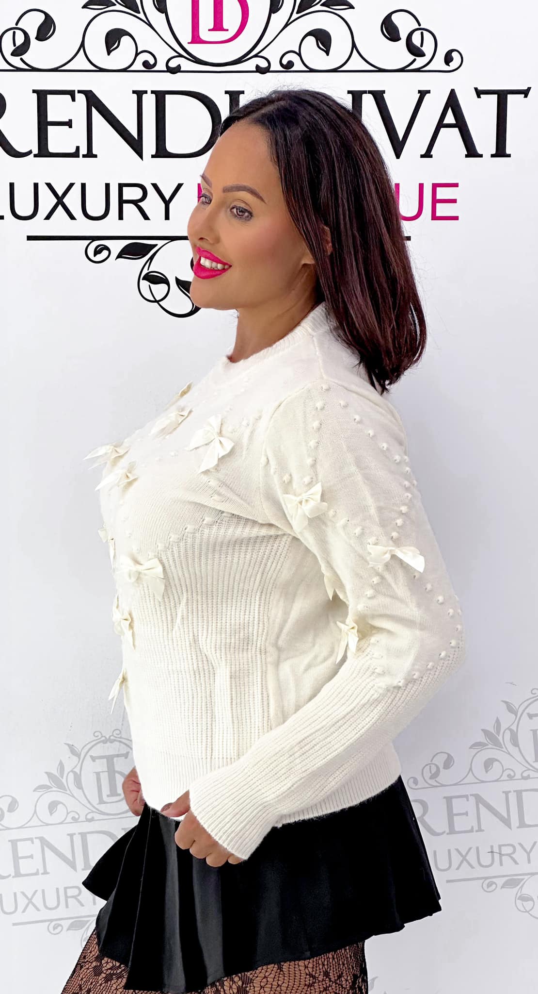 Knitted top with polka dots and bows - Image 3