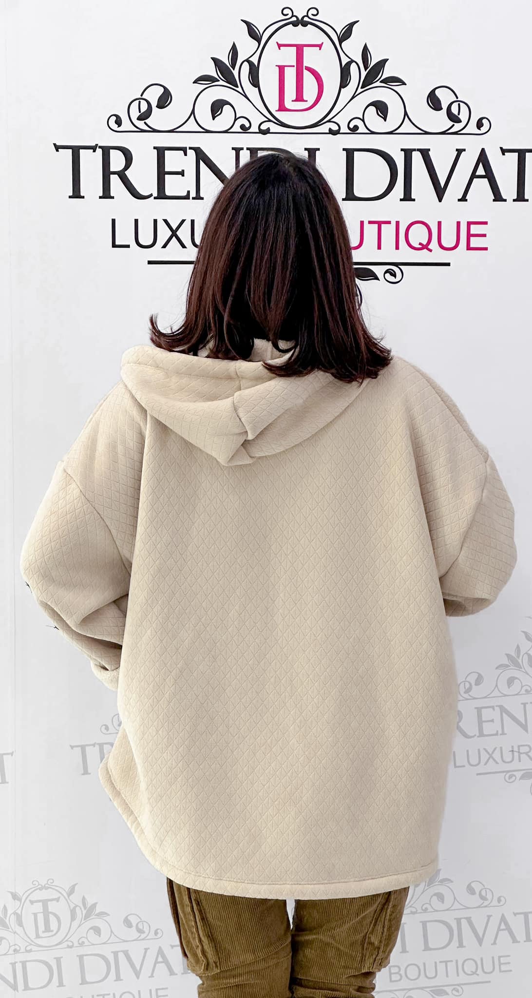 Soft-soft lining, thick, loose-fitting cardigan with patterned fabric - Image 8