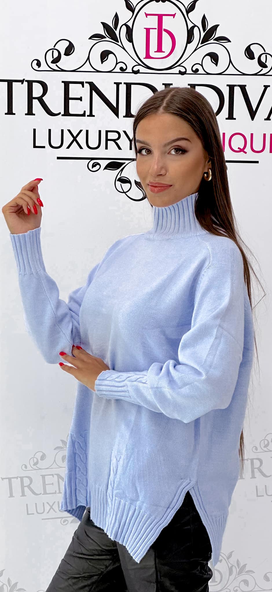 Turtleneck with side slits, soft, thicker knit fabric - Image 5