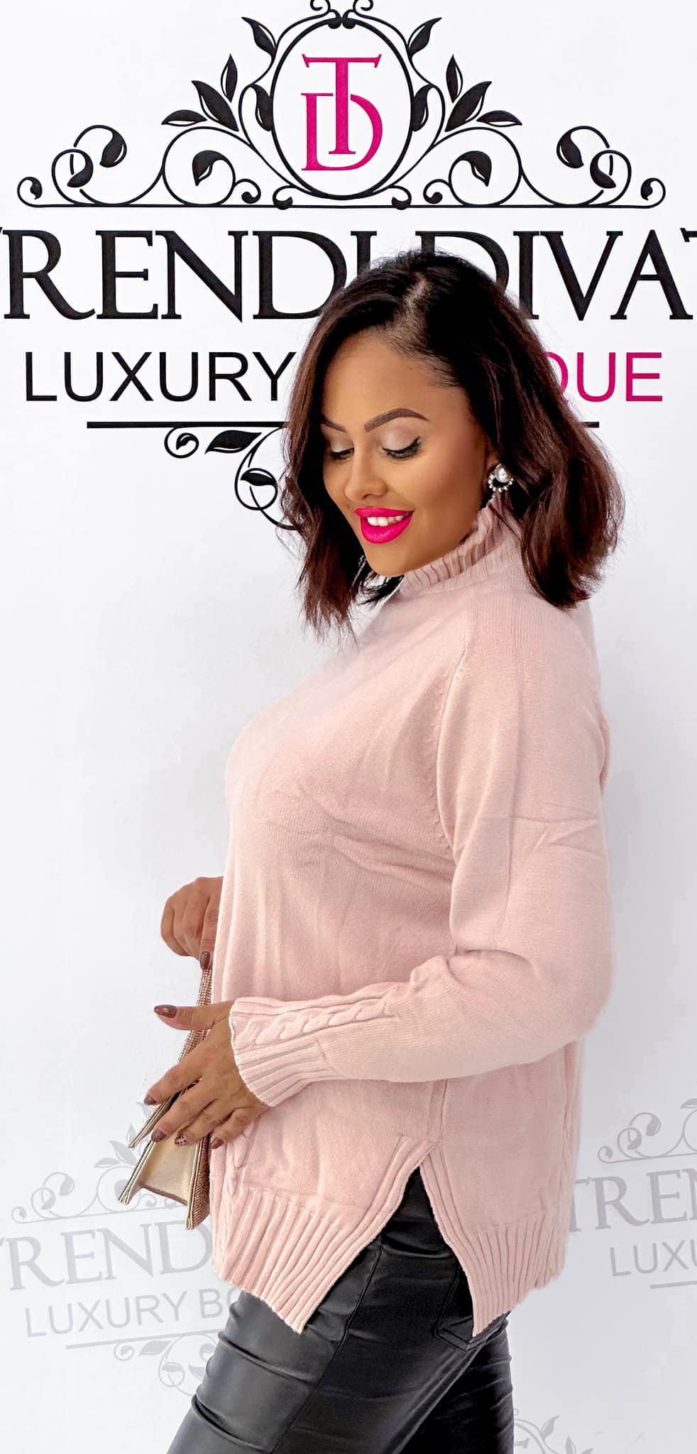 Turtleneck with side slits, soft, thicker knit fabric - Image 14