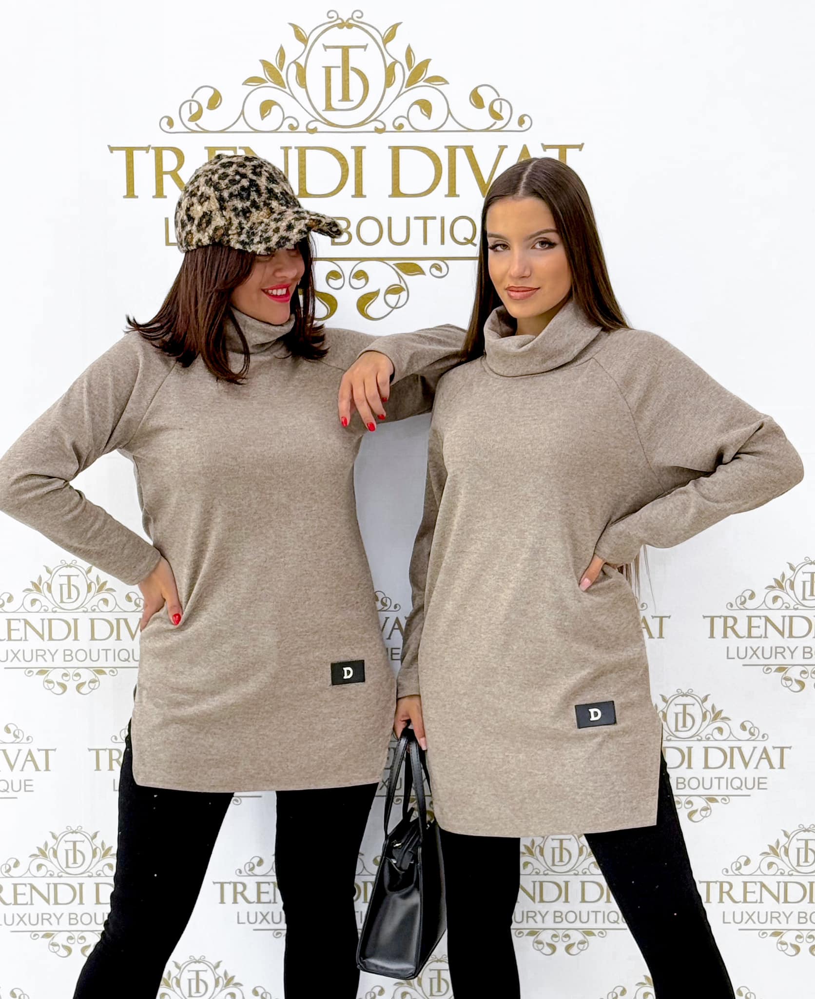 Tunic in soft tabby fabric "D" with two side slits - Image 2