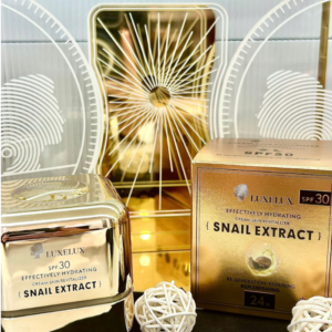 Luxelux Effectively Moisturizing Cream-Skin Revitalizer with Snail Extract