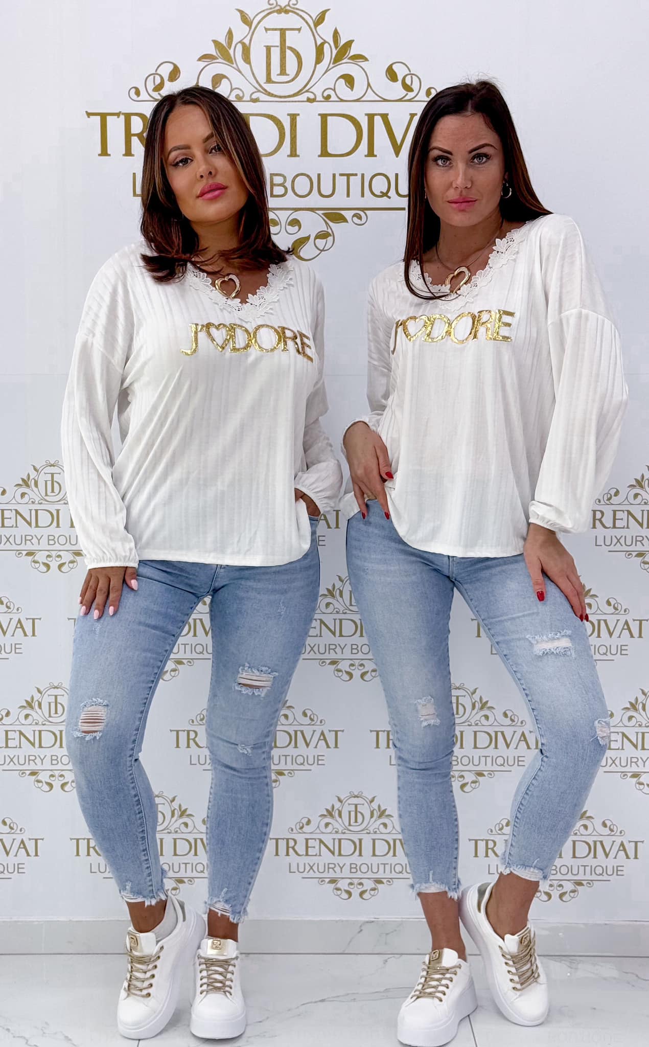 Lace V-neck top with striped fabric and gold lettering - Image 6