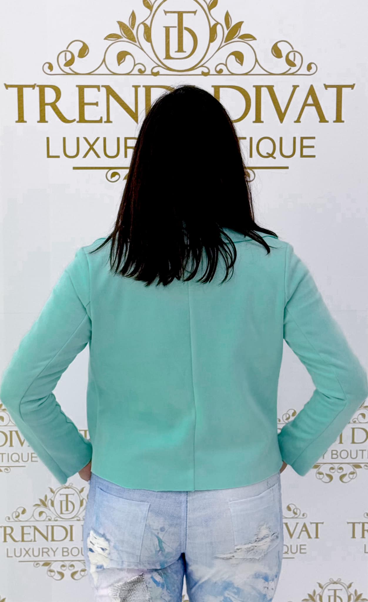 Short collar, short style, suede small coat with zipper trim - Image 6