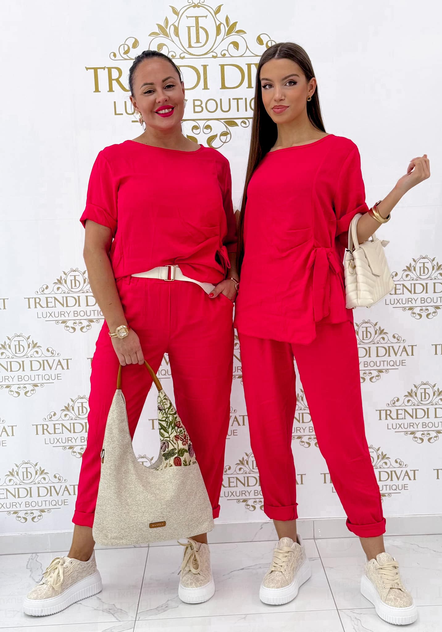 Linen effect top with bow tie at the waist - Image 3