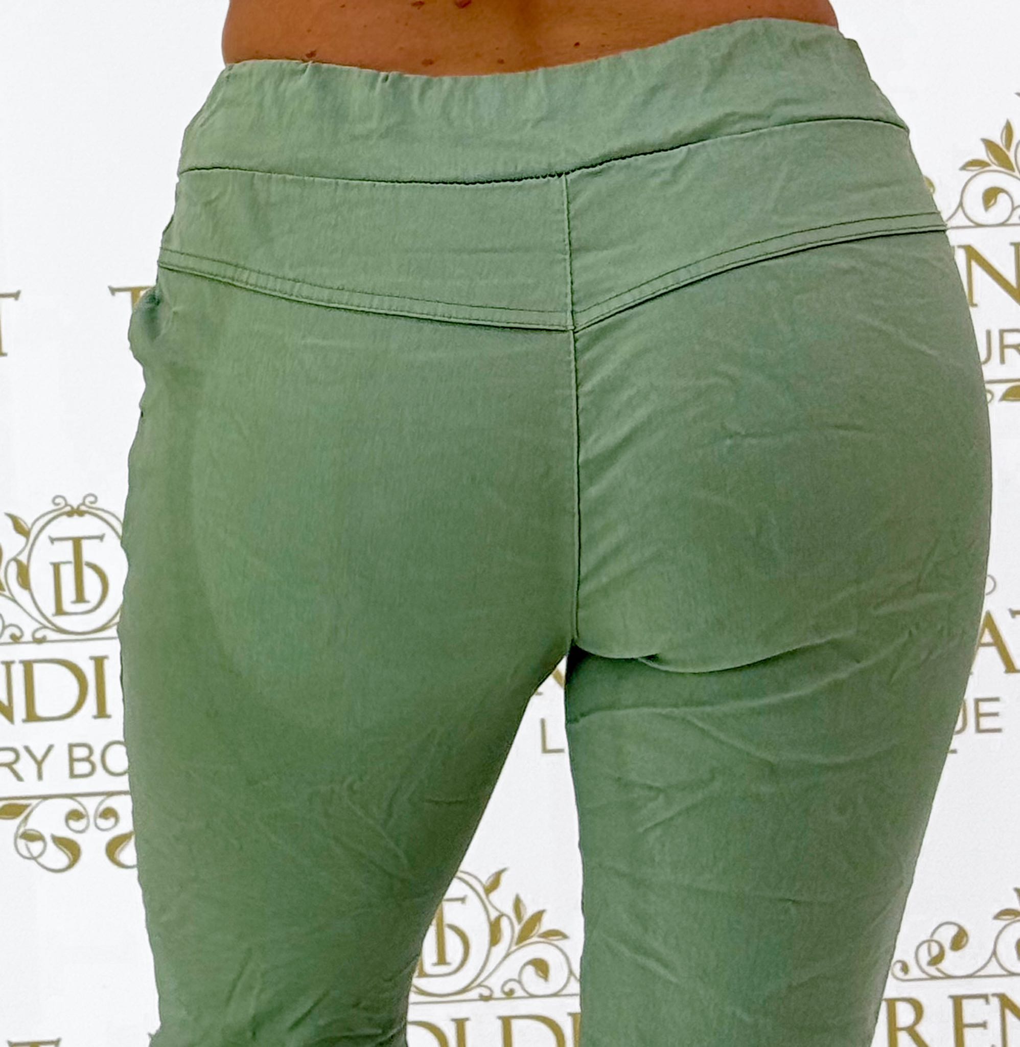 Elasticated waist trousers with elasticated waistband and elasticated canvas fabric - Image 47