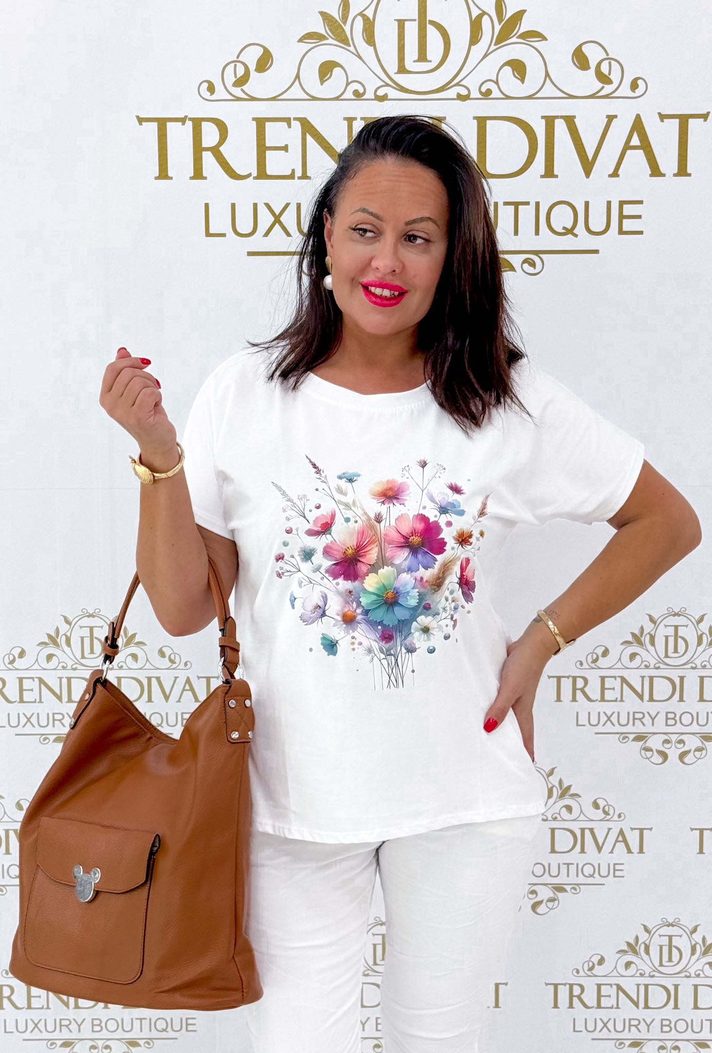 Plus size, elől rövidebb fazonú, színes virág mintázatú felső - Image 5