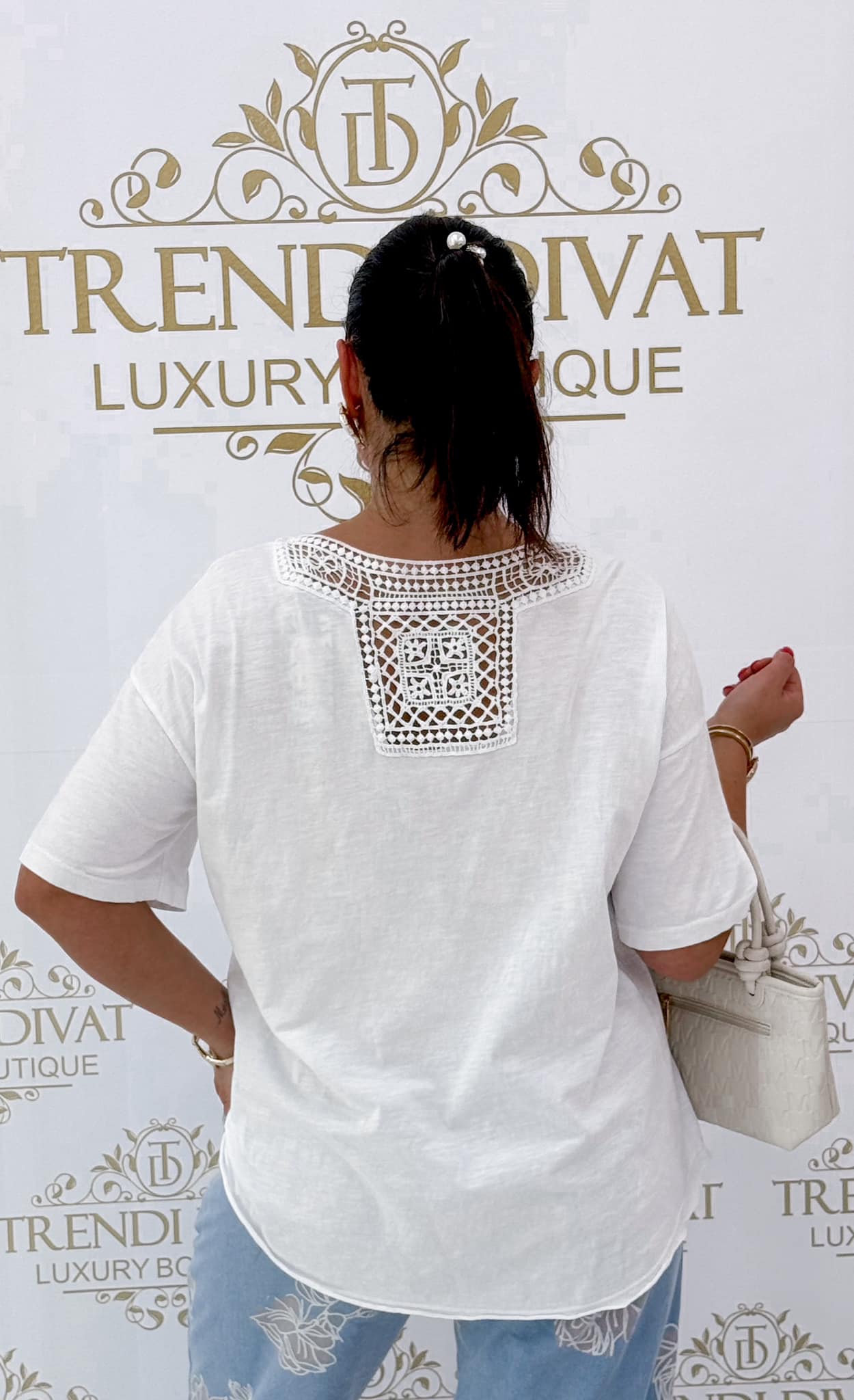 Hátul horgolt betétes, kövekkel díszített óra mintázatú, laza fazonú felső - Image 8