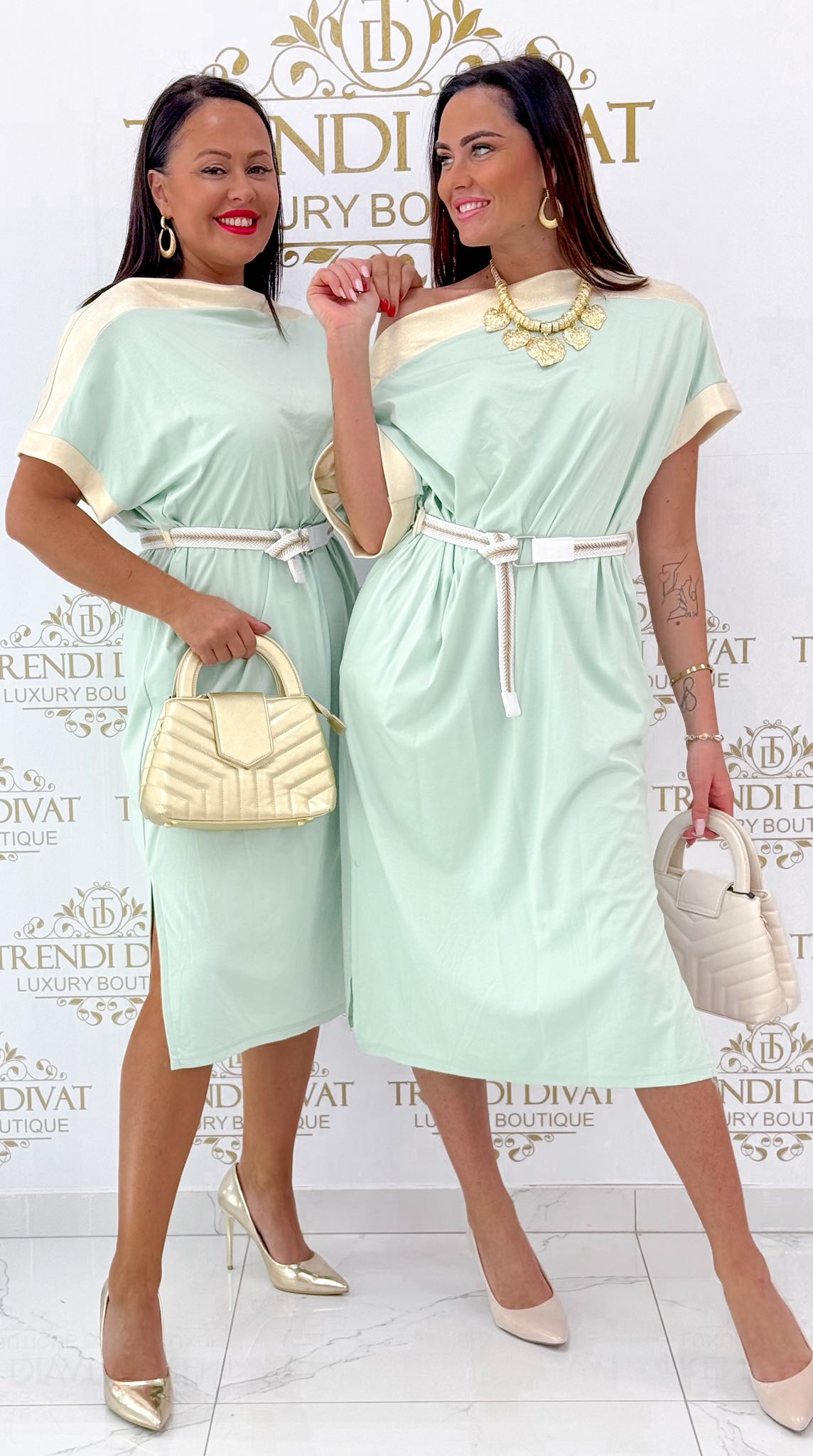 Gold coloured dress with shiny trim, side slit, pocketed dress with belt - Image 13