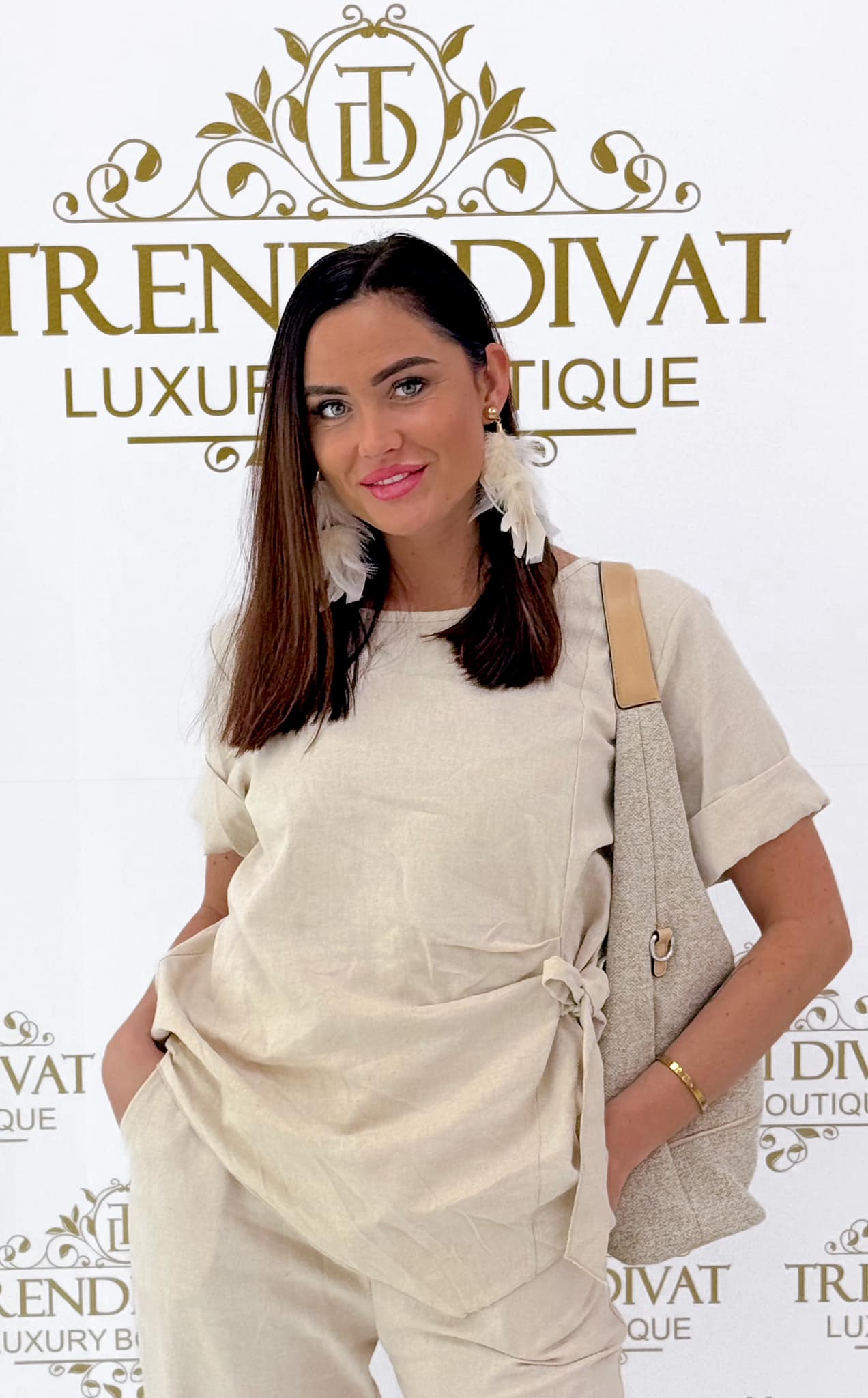 Linen effect top with bow tie at the waist - Image 9