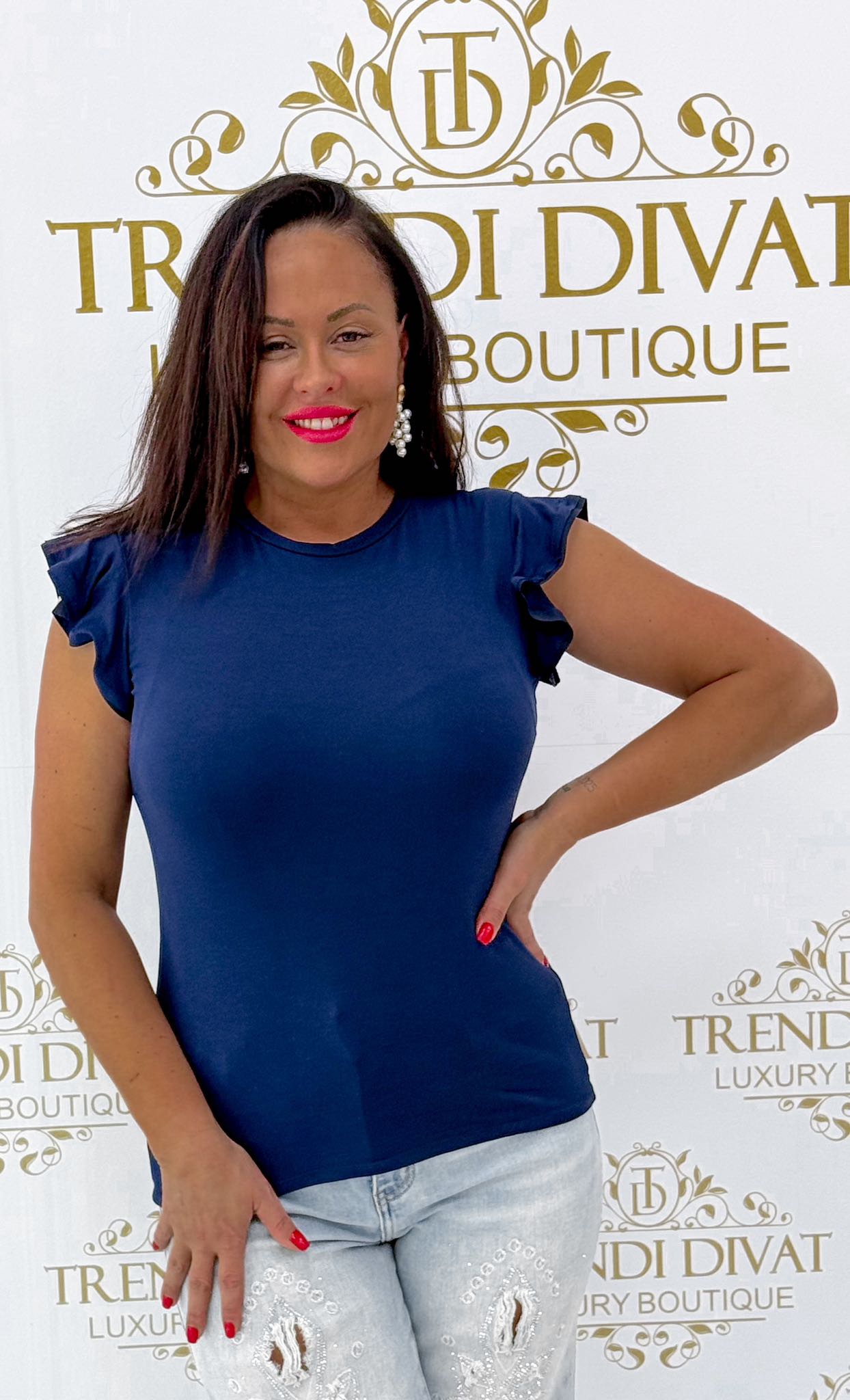 Small cotton top with ruffled shoulders - Image 50