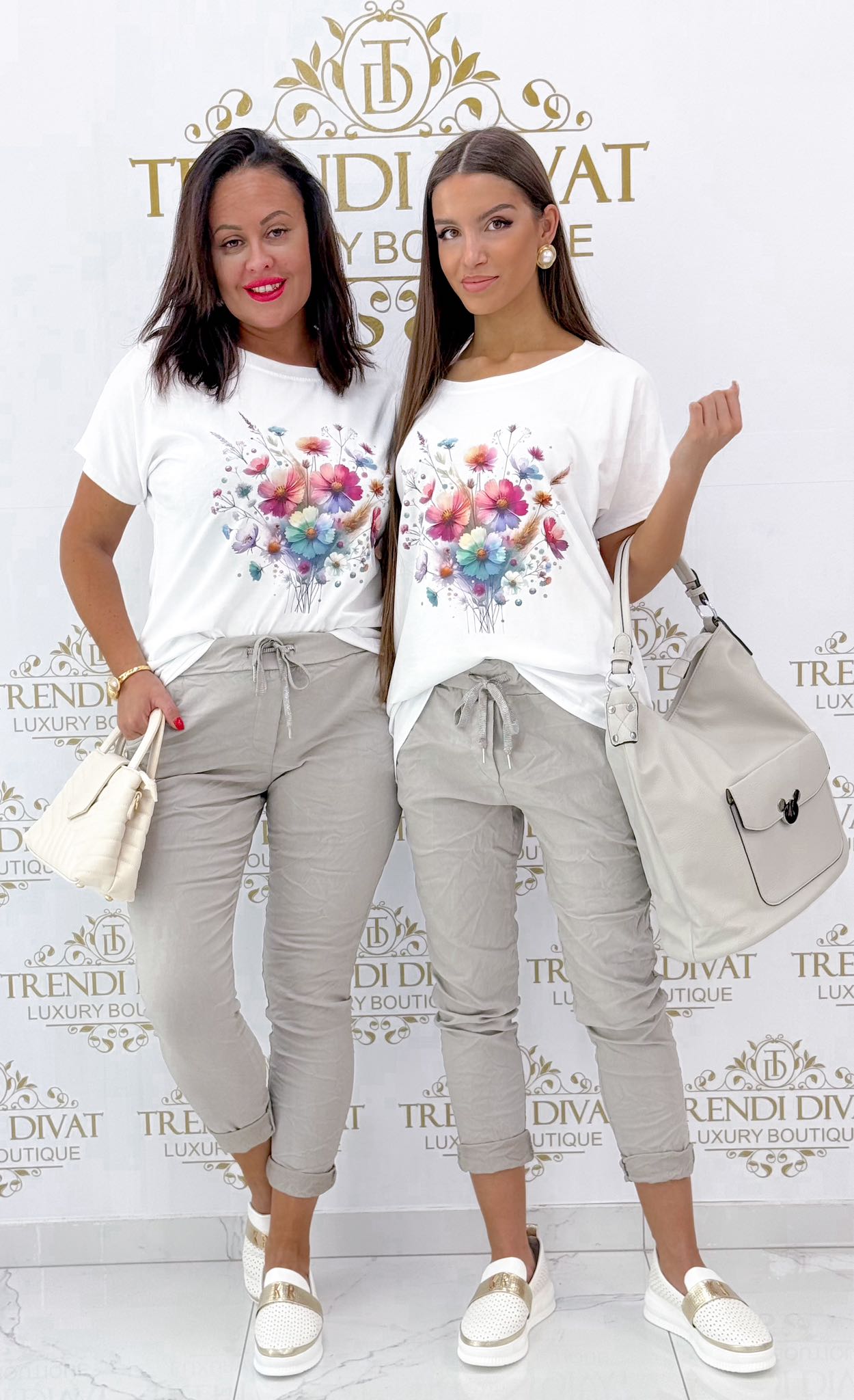 Elasticated waist trousers with elasticated waistband and elasticated canvas fabric - Image 10