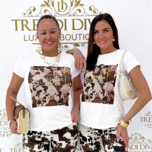 "J'adore" különleges barna mintázatú póló