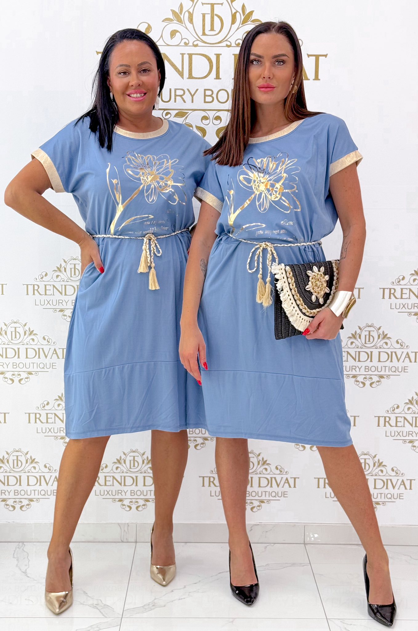 Arany színű virág mintázatú zsebes kis ruha, fonott kis övvel - Image 11