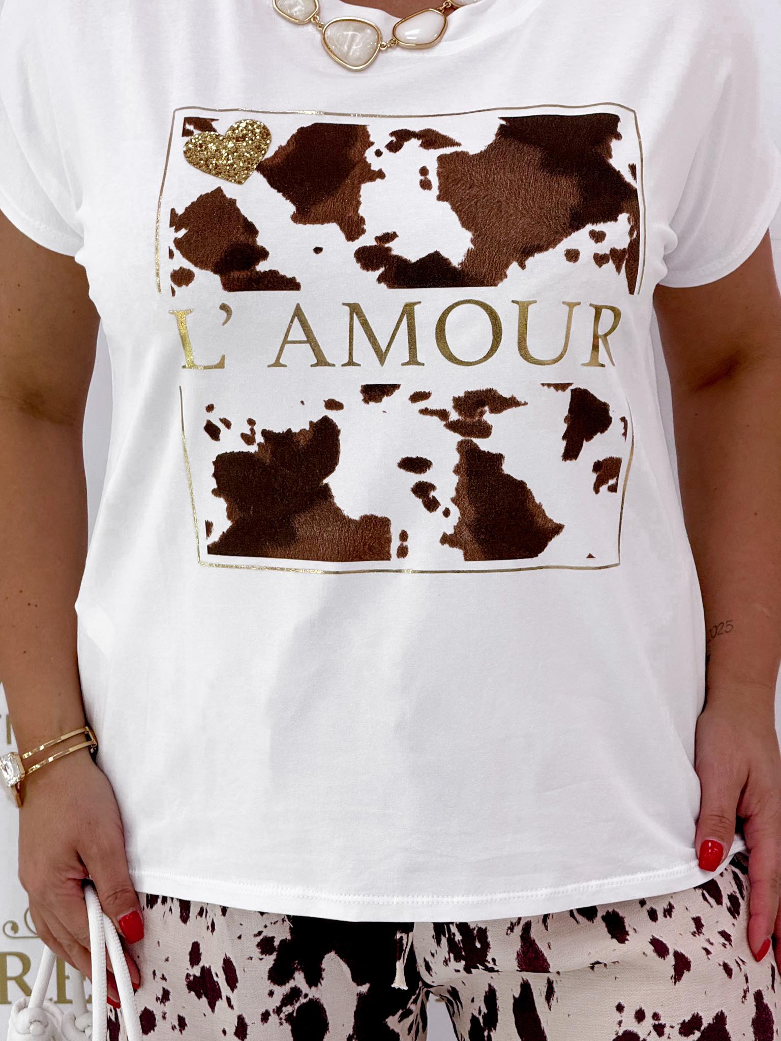 Plus size, "L'amour" feliratos, barna mintázatú felső - Image 2