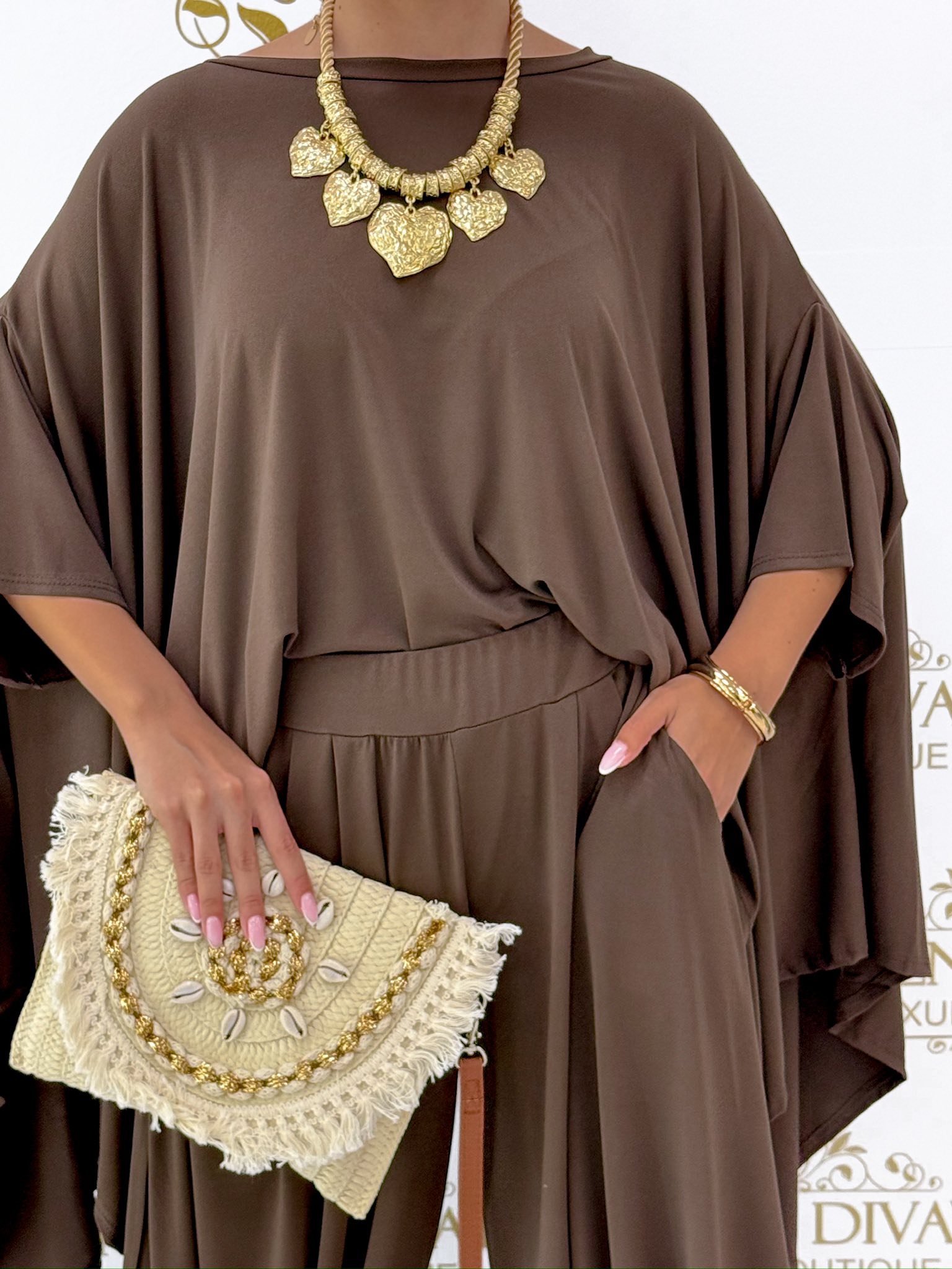 Premium quality, special custom-made ensemble - Image 29