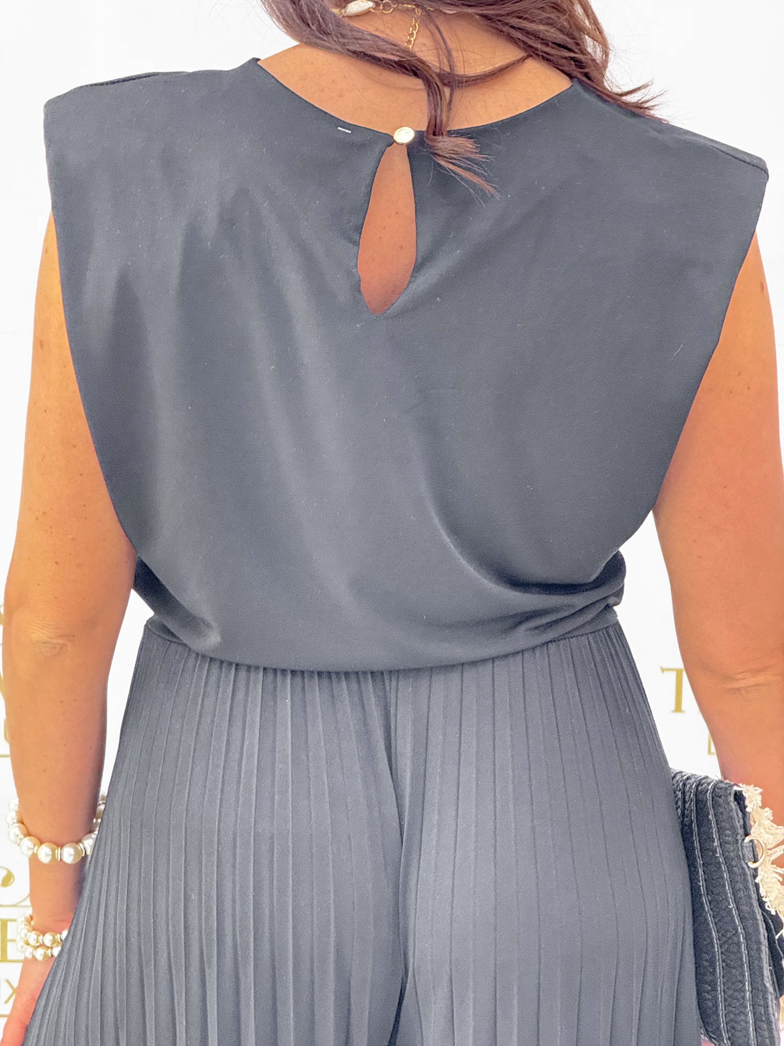 Hideg selyem hatású, pliszírozott nadrágrészes együttes - Image 6