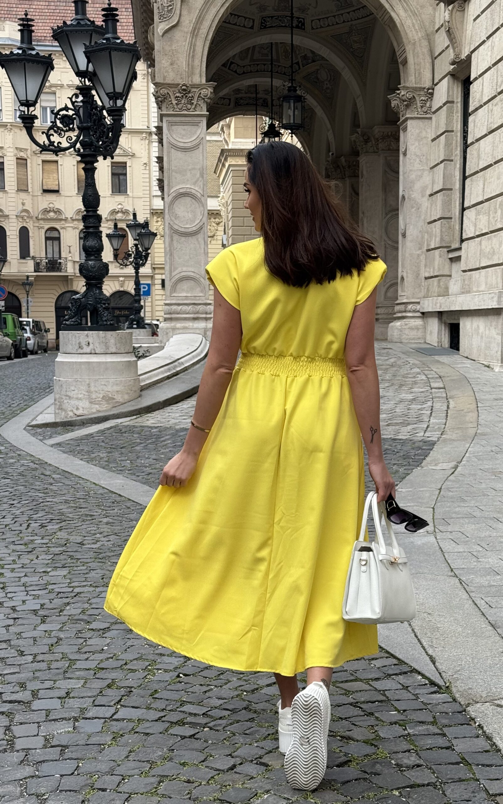 Collared, buttoned bust, slim-fit midi dress with shoulder pads - Image 10