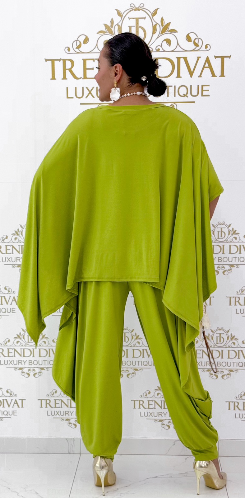 Premium quality, special custom-made ensemble - Image 38