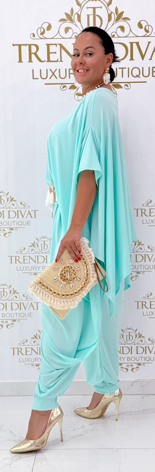 Premium quality, special custom-made ensemble - Image 48