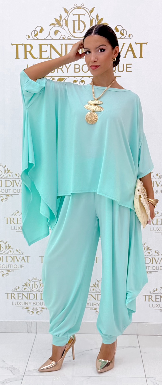 Premium quality, special custom-made ensemble - Image 49