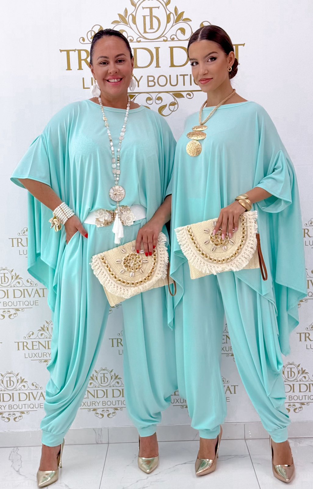 Premium quality, special custom-made ensemble - Image 54