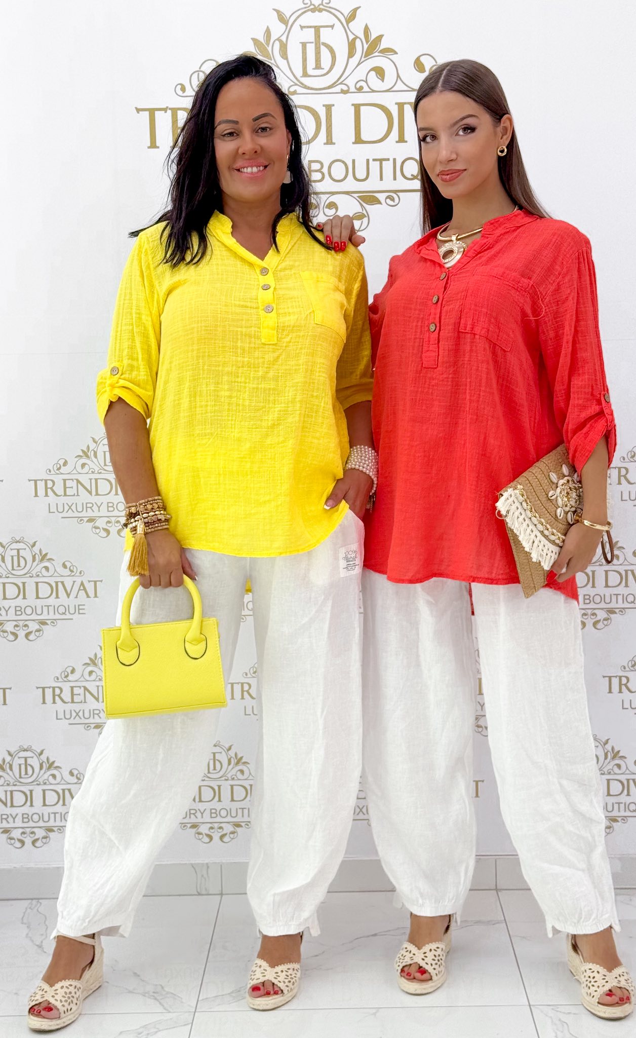 Álló galléros, gombos nyakú, lenvászon anyagú blúz