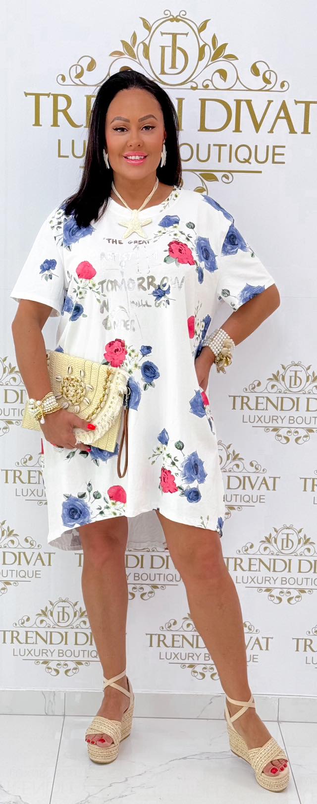 Feliratos, rózsa mintázatú zsebes tunika - Image 3