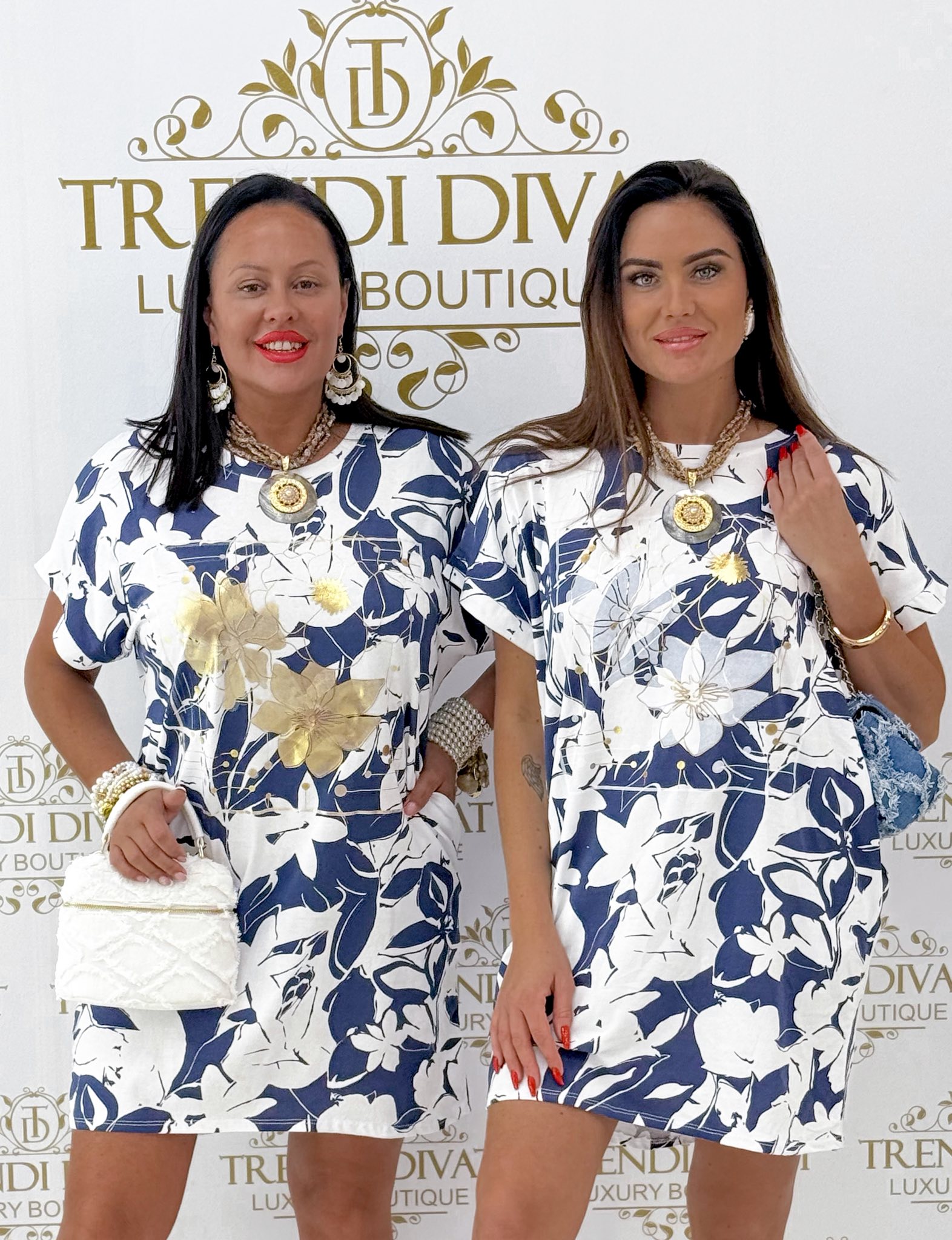 Virág mintázatú, elől rövidebb fazonú, zsebes tunika - Image 2