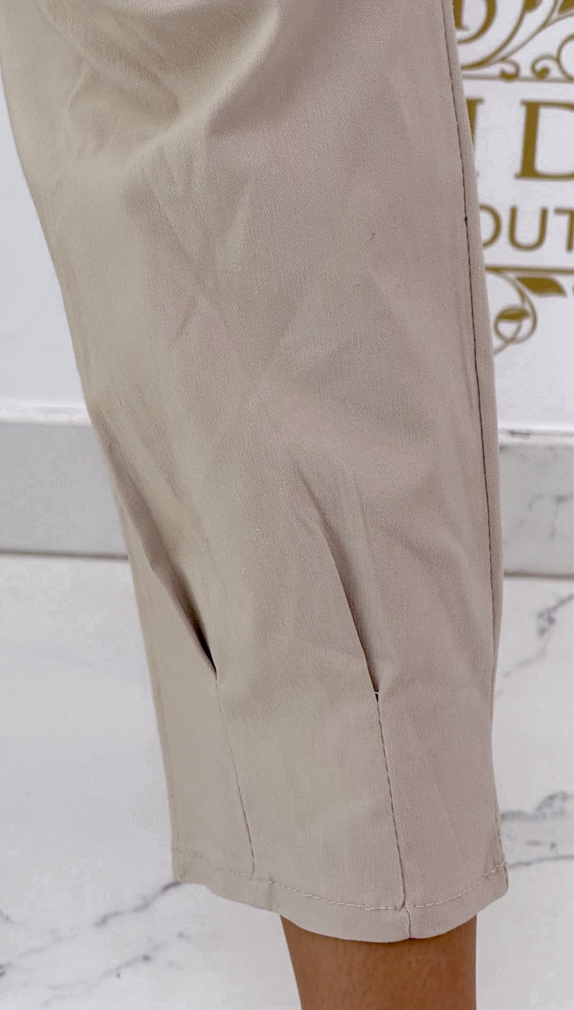 Gumis derekú elasztikus vászon hárem nadrág, ajándék övvel - Image 25