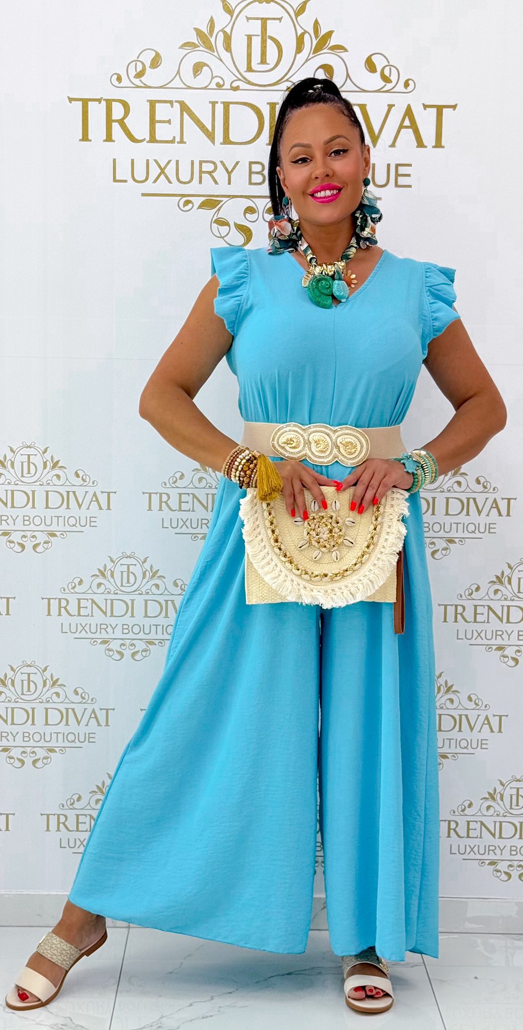 Nyitott hátú, fodros vállú, muszlin anyagú palazzo overál - Image 42