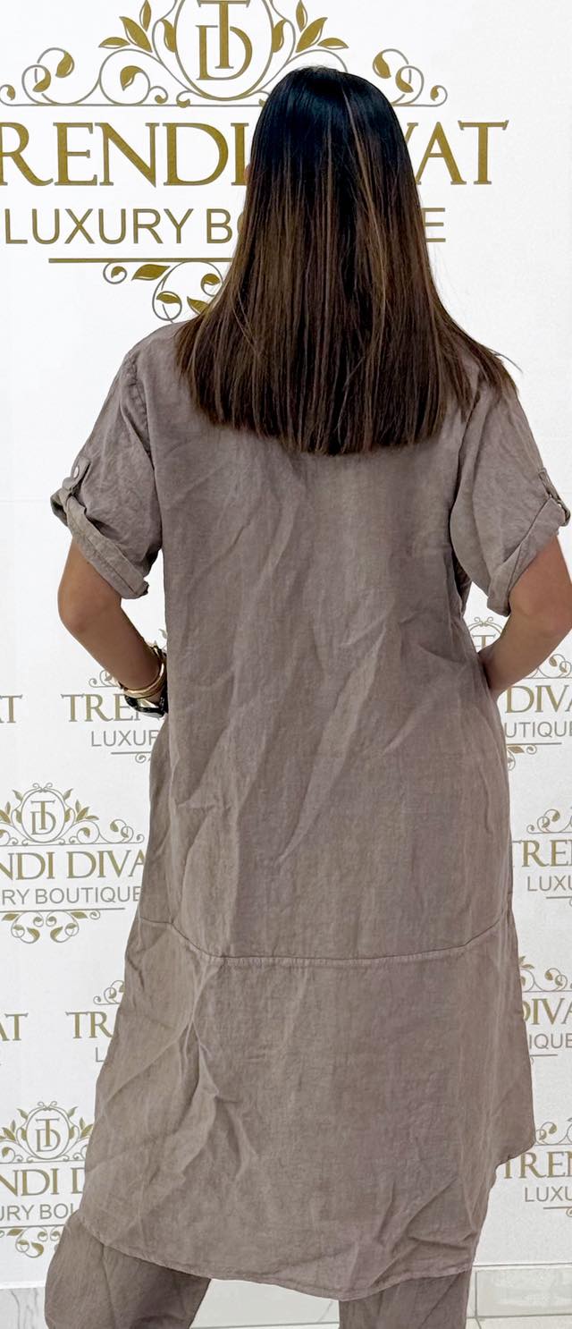 Lenvászon hatású galléros ing tunika, virágos kitűzővel - Image 30