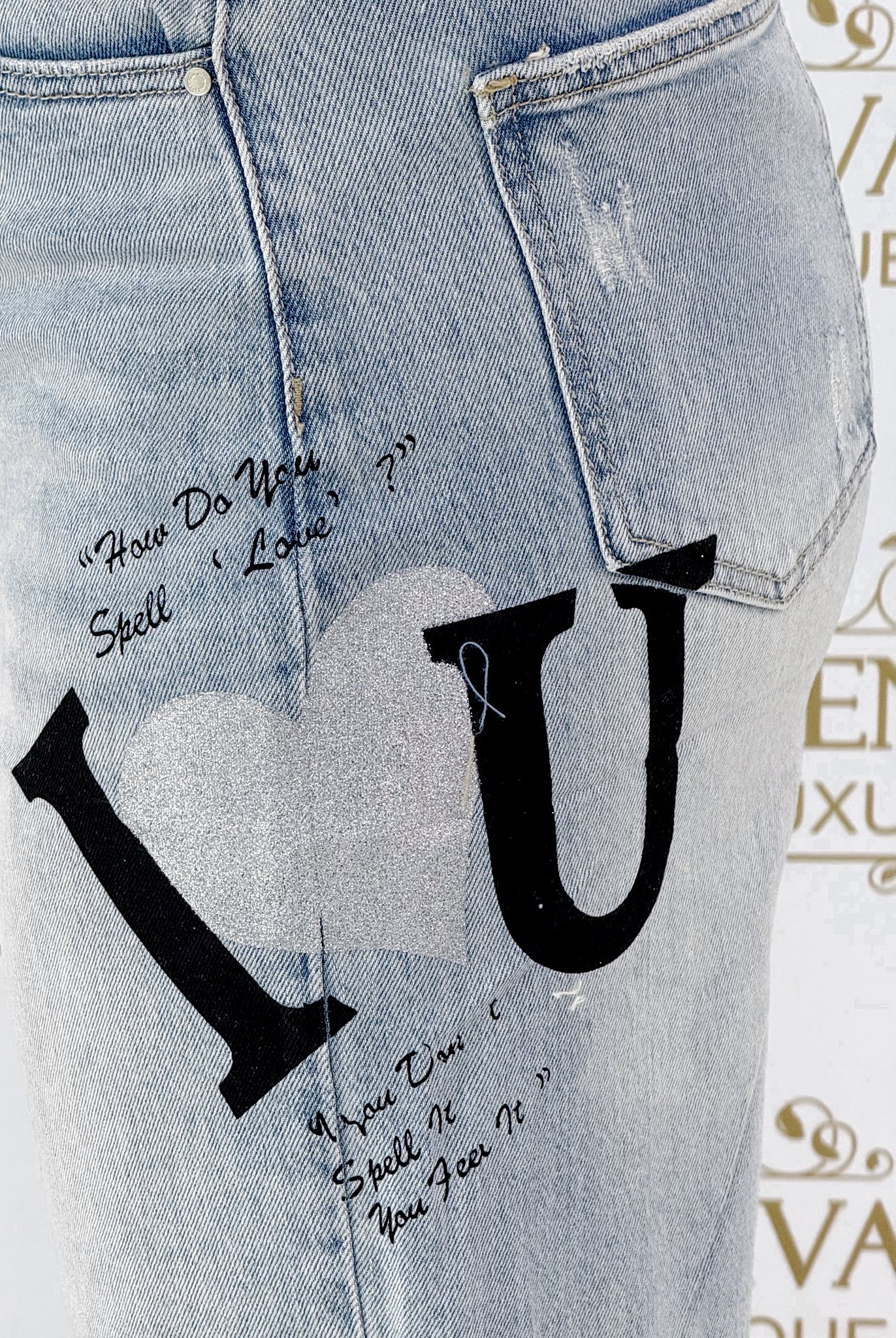 Koptatott, alul tépett, "I love you" farmer rövidnadrág "R2062" - Image 5