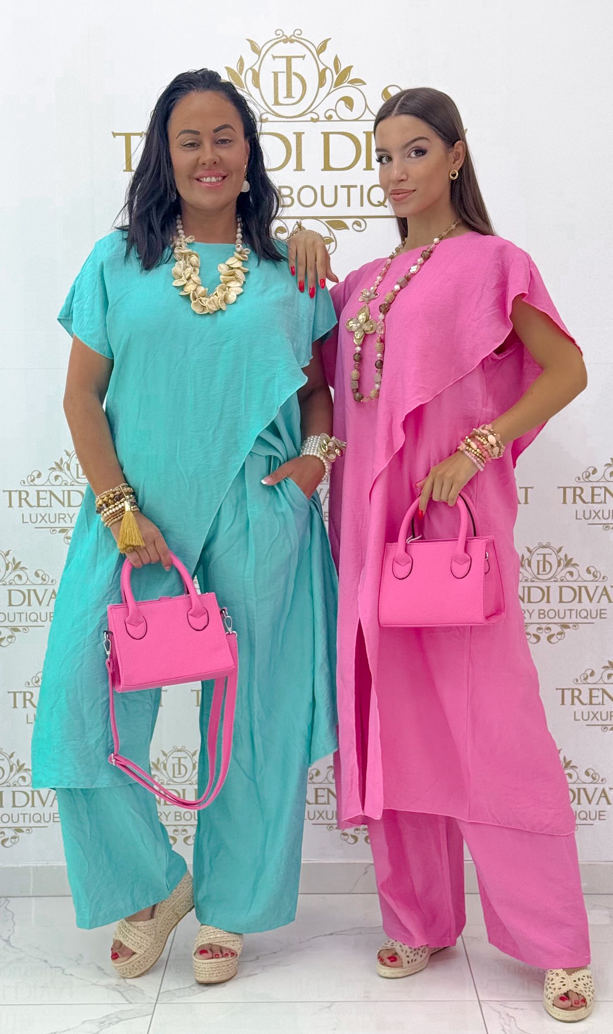 Egyedi átlapolt fazonú, lenge vászon anyagú palazzo szett - Image 35