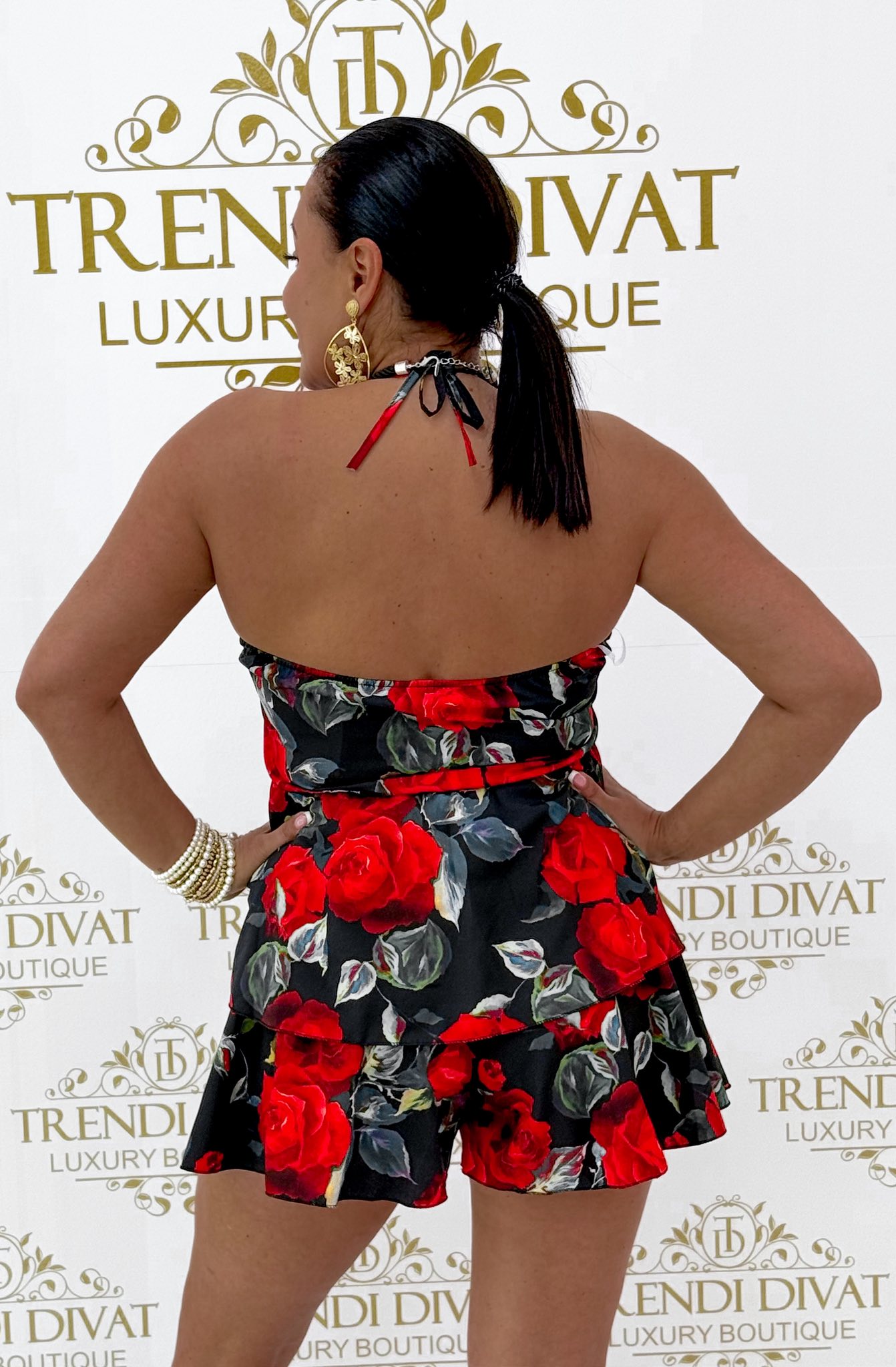 Rózsa mintázatú, nyakbakötős, fodros overál - Image 6