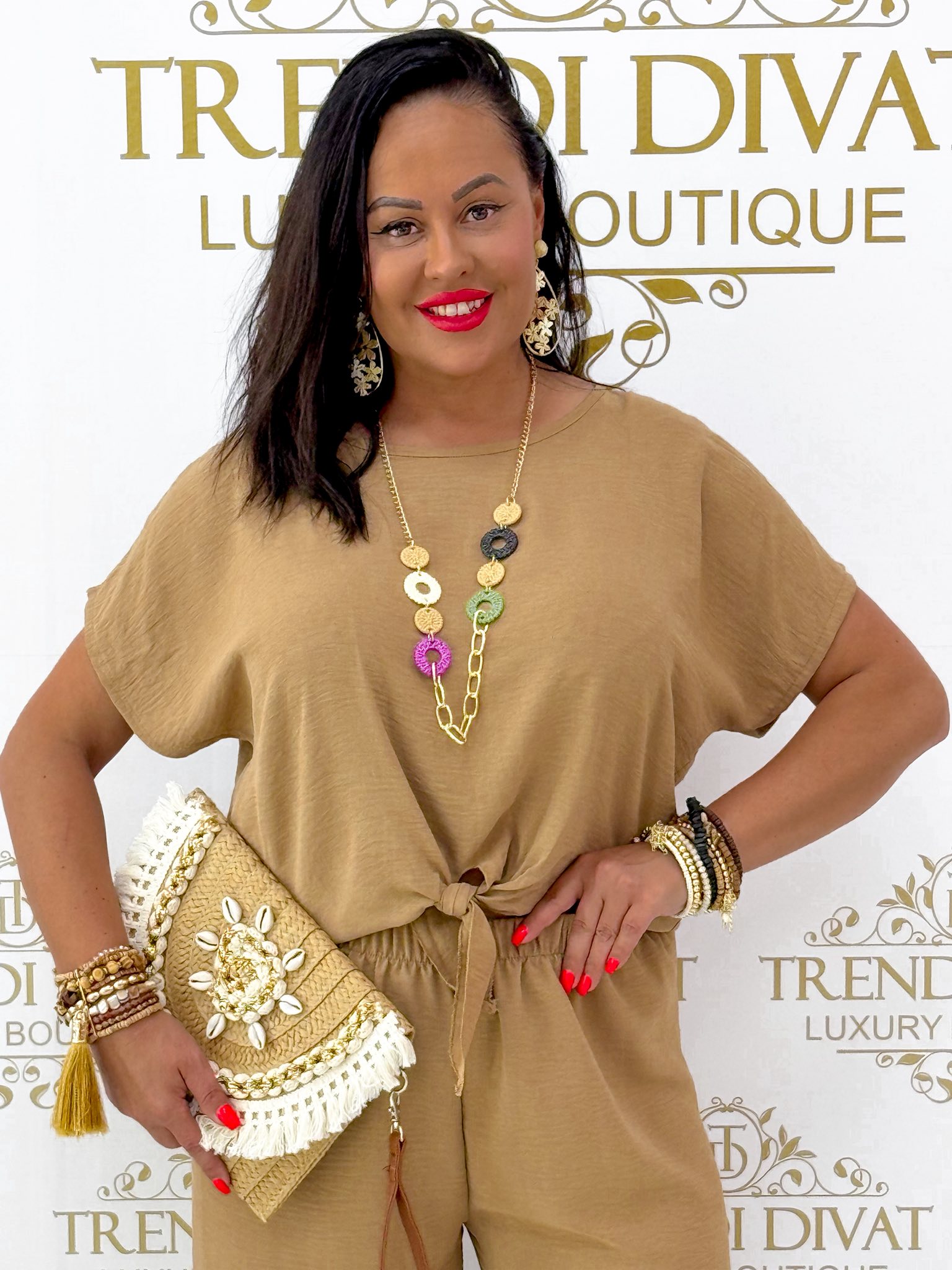 Elől megkötős felsőrészes, muszlin anyagú palazzo együttes, ajándék nyaklánccal - Image 25